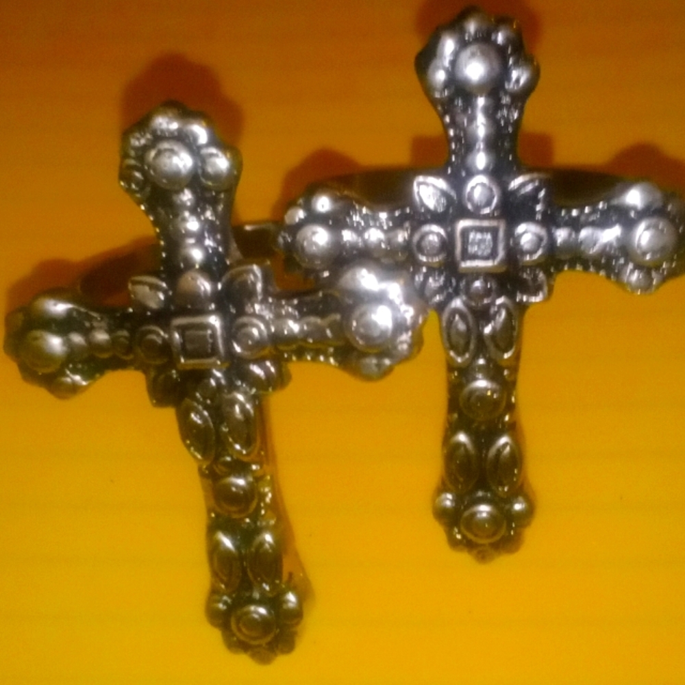 Silver vintage napkin holders.